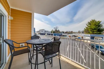 Image de Idyllic New Buffalo Condo: Walk to Beach & Shops!