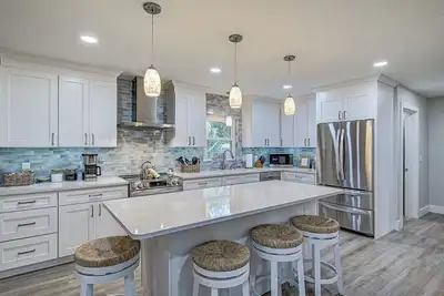 Image de Palm Breeze: Beach, Bikes, Game Room, Firepit!