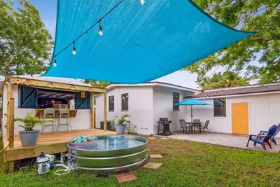 Image de 1950's Charmer: Bikes/Games/Hot Tub/Fire Pit