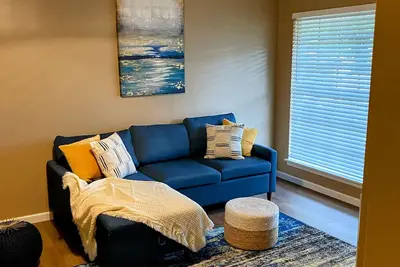 Image de Delta Jewel\/Entire Home
