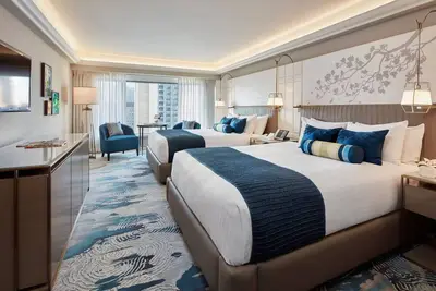 Image de Subtle Elegance w/ Spacious Rooms in San Francisco, Parking | 4 Units