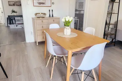 Image de Newly renovated 2 bedroom unit
