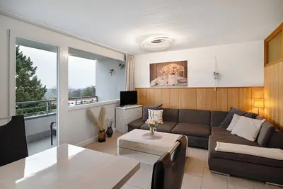 Image de Appartement \"Ferienwohnung Alpensicht\" avec vue sur le lac, jardin partagé et Wi-Fi