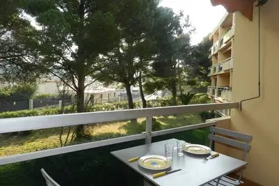 Image de Studio 2 couchages à 350m de la plage avec balcon et parking, Bormes-les-Mimosas