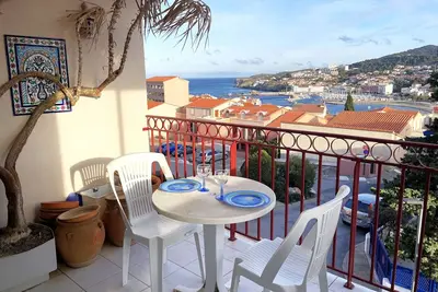 Image de Charmant T2 avec terrasse, parking privé, à 300m de la plage