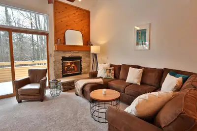Image de Trout Creek Condos - Harbor Springs Mi - Condo 136