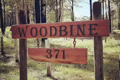 Image de Woodbine Homestead a Bush and Beach Retreat with a comfortable cosy feel