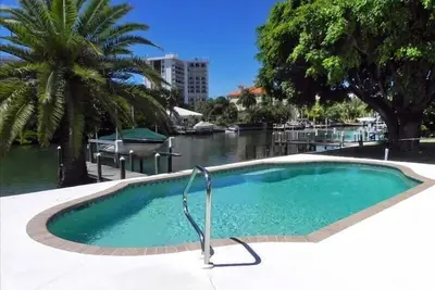 Image de Lido Beach Retreat is the perfect home for your family vacation