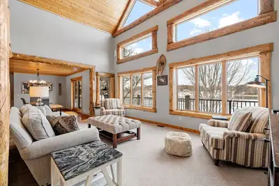 Image de MINNeSTAY* Maple Lake Chalet
