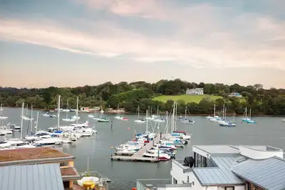 Image de Topsail Apartment - Falmouth Marina