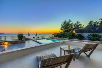 Peaceful Villa Luce di Mare - heated pool, sauna, seafront, seaview, family, stylish, pet friendly