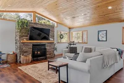Image de Spacious Mountain Chalet: Game Room & Pet-Friendly