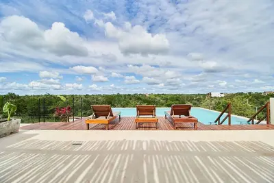 Image de Tulum Oasis: 3-Br La Veleta Gem, Sleeps 6, Tranquil Patio, Rooftop Pool