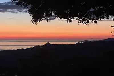 Image de Moitié de Villa pour 4 personnes avec jardin ente mer et montagne au calme
