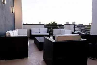 Image de Spacious Gem 3bd\/3. 5bth\/Rooftop\/Midtown Htx. Free