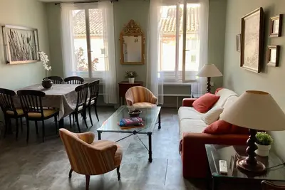 Image de Superbe duplex en plein centre de Sanary