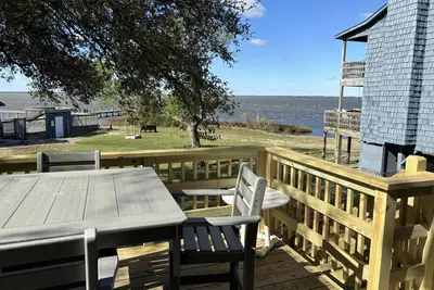 Image de Best of Duck Soundfront 4 Br 3 Ba Gazebo, pool, beach, tennis court, July5-12\n