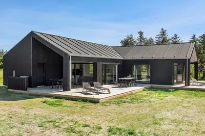 Image de Superbe maison à Saltum avec sauna