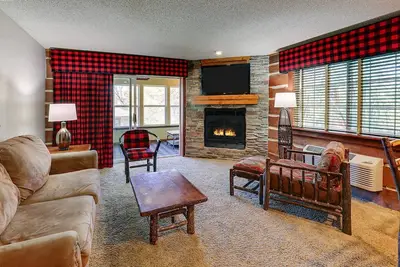 Image de Spacious Suites with Fireplaces Available! Perfect Des Moines Family Stay