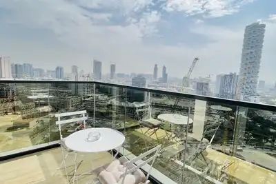 Image de Studio with Spectacular Skyline Views, Near Marina, Dubai