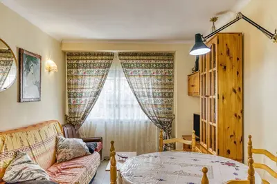 Image de Appartement 'San Antonio Piso 3' avec terrasse partagée