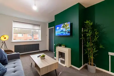 Image de K Suites - Lovely 3 bed House w/free parking