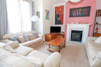 Image de Victorian Town House, pet friendly, with a garden in Weymouth