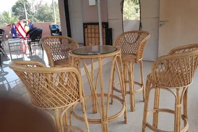 Image de Cozy and rusting desined Paradise Farm Apartment near Kashid beach.
