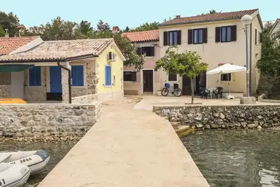 Image de Apartment Punta Orange, only 5m from the sea, the island of Cres