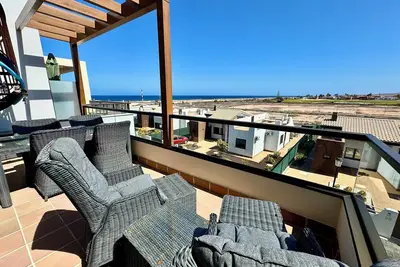 Image de Beautiful south facing penthouse apartment with amazing views in Caleta de Fuste