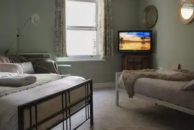 Image de Spacious two bed apartment city centre