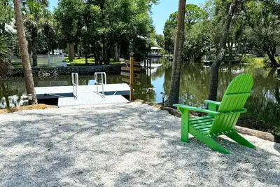 Image de On Crystal River 2 Docks Secure Trailer Parking. 30 mins to scallop grounds.