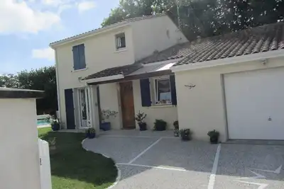 Image de Villa dans impasse tranquille à 500 m centre ville Saint-Georges De Didonne