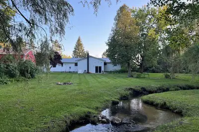 Image de Northern paradise - Pet Friendly - Wifi - trailer parking - 5 mins to Crystal