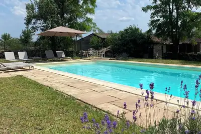 Image de Maison de charme avec grande piscine privée