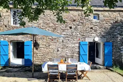 Image de Maison comfortable et conviviale avec de beaux espaces.