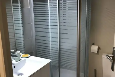 Image de Studio agréable près de toutes commodité