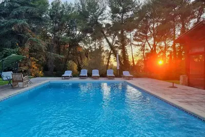 Image de Villa La Sauvagine - piscine - tennis - billard