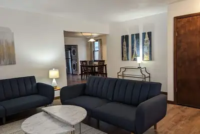 Image de Room for everyone in your group!