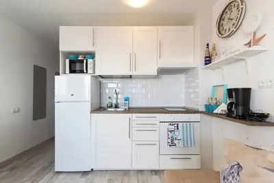 Image de Appartement de vacances 'Acogedor Y Vistas Al Mar' avec vue sur la mer, terrasse privée et Wi-Fi