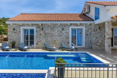Image de Villa Provansa (V1105-K1) - Kalebova luka