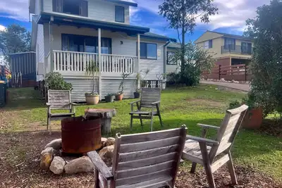 Image de Cosy little cottage in Brightwaters Nsw close to the shores of Lake Macquarie.