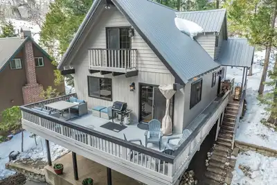 Image de Ridgeview Retreat ~ Where Location Meets Comfort (Ac! )