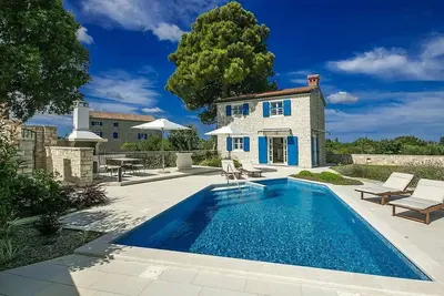 Image de Villa Lenka for 2-3 persons with pool, large garden, barbecue private parking