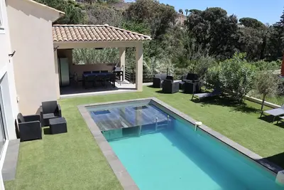 Image de Villa Neuve A Ste Maxime! Piscine Chauffee!