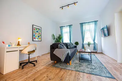 Image de Cosy & quiet 2br apartment w/great transport links