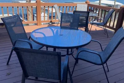 Image de Cozy Beautiful Lakefront House, Amazing Views, Private Dock, 18 mile marker