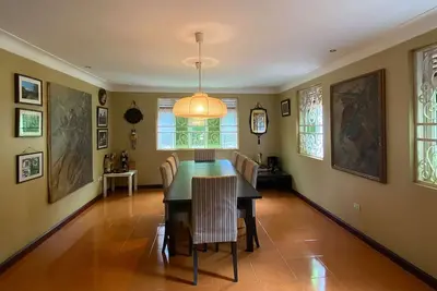 Image de Family-sized unique private villa w\/an office & kitchen, super close to the city