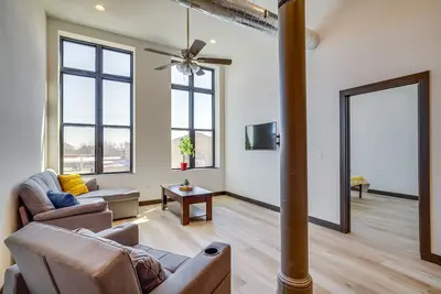 Image de Renovated Loft-Style Apartment in Downtown Cashton