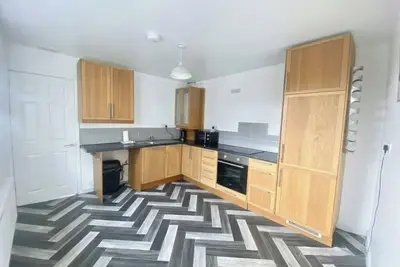 Image de Serene 2- Bedroom House at Cefn Road